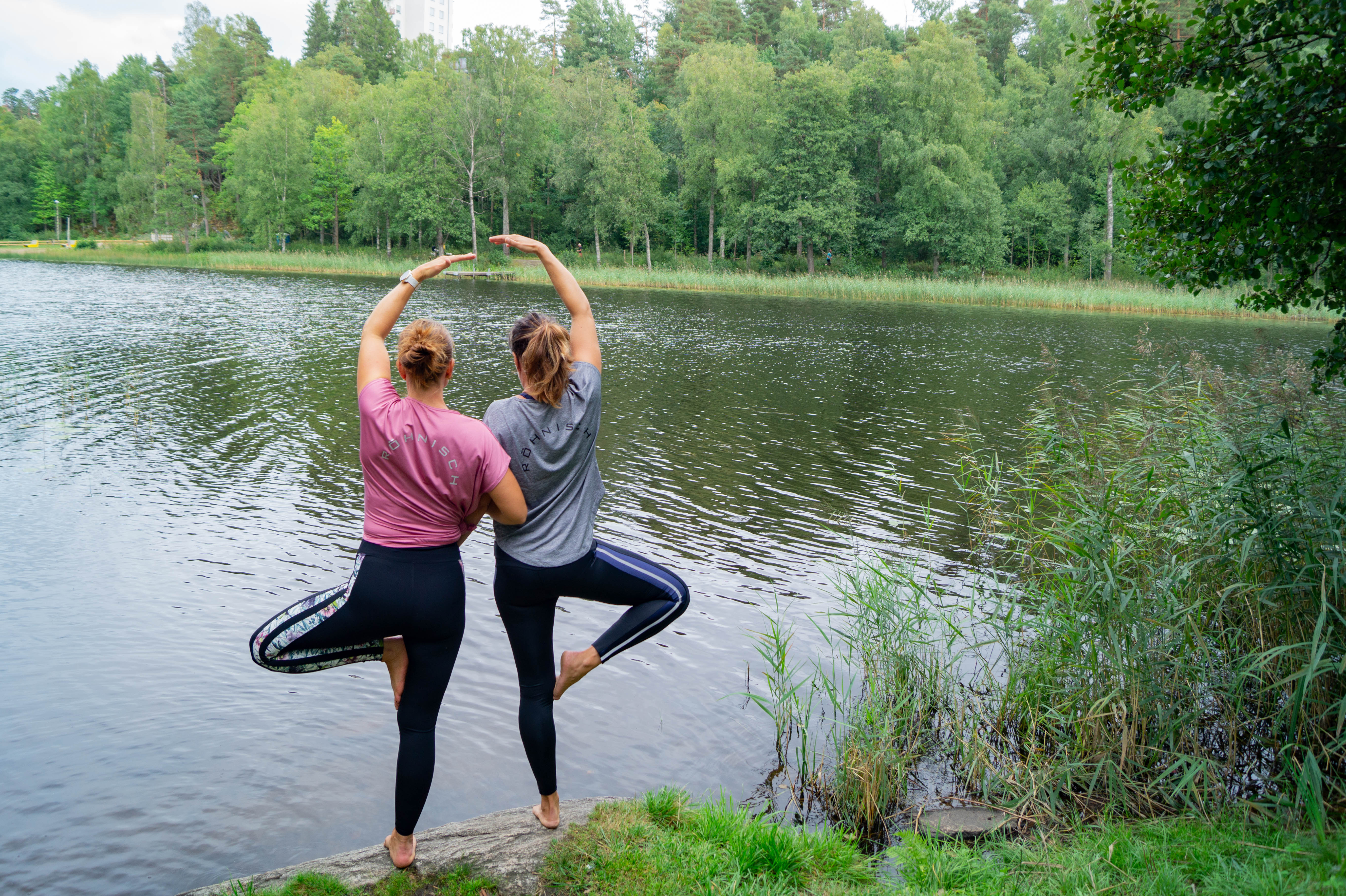 D8FEA99F-B3B2-49A2-AB81-1FAD855D9BB8